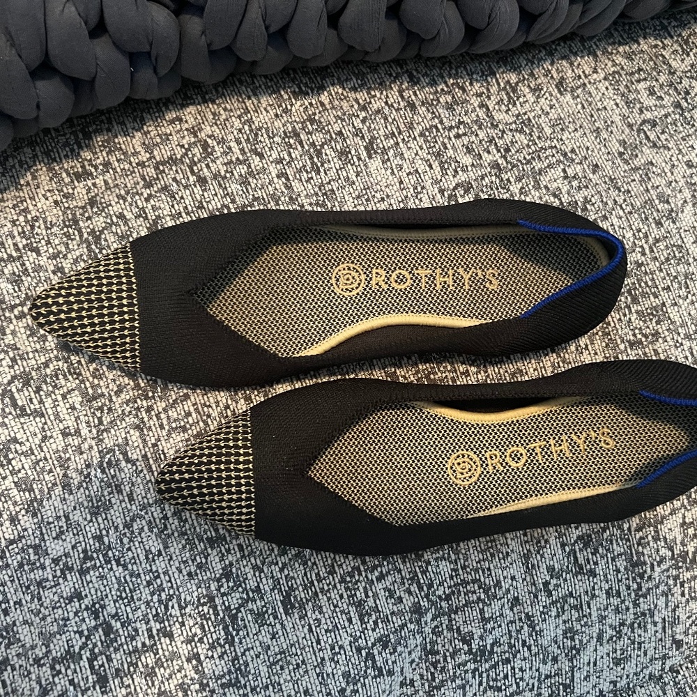 Rothy’s - Licorice (labeled size 8 - more of 7.5)